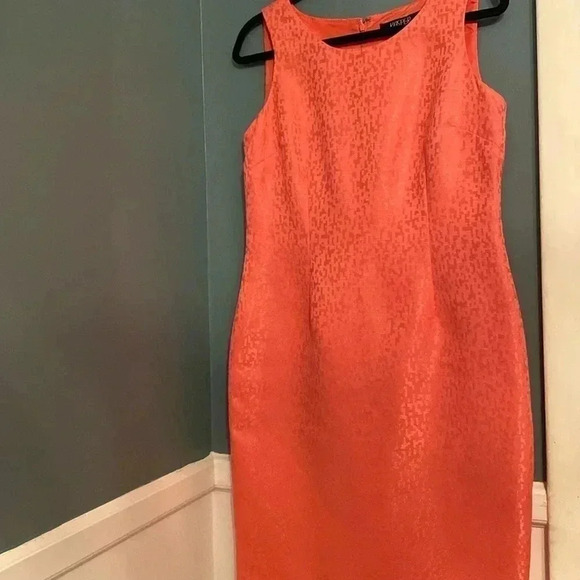 Kasper womens A line dress - coral - scoop neck - sleeveless - rear slit - sz8 - Picture 1 of 7